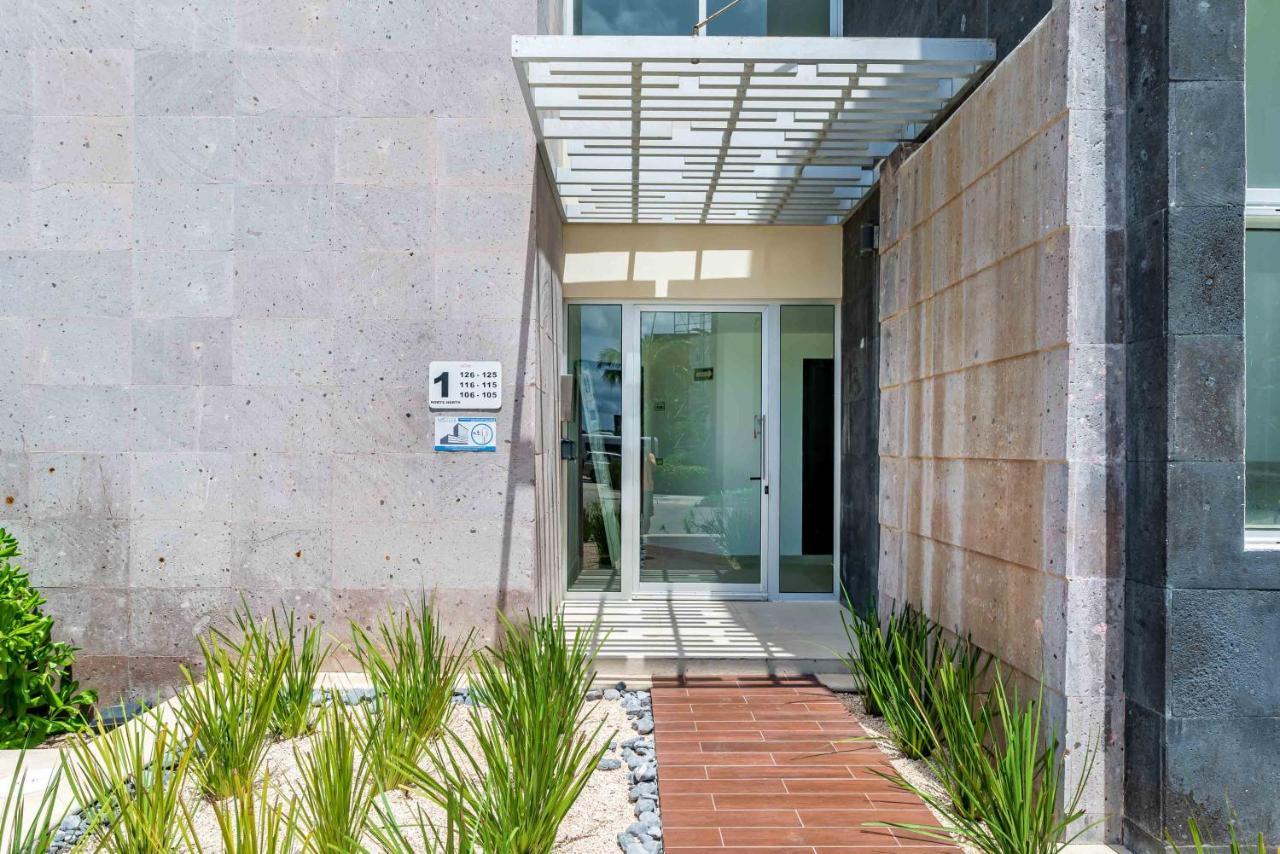 Mareazul Beach Condos At playa del Carmen Exterior foto