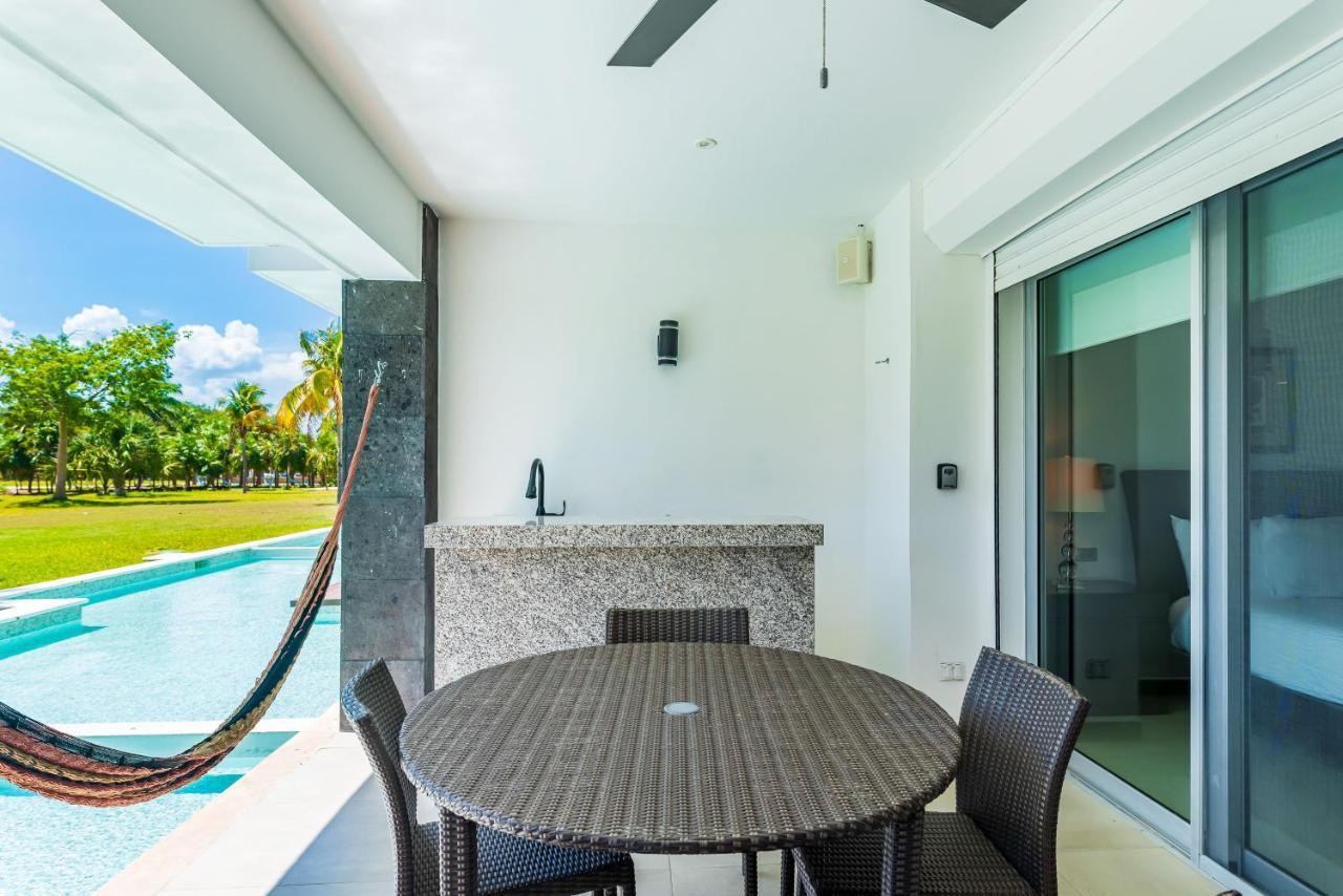 Mareazul Beach Condos At playa del Carmen Exterior foto